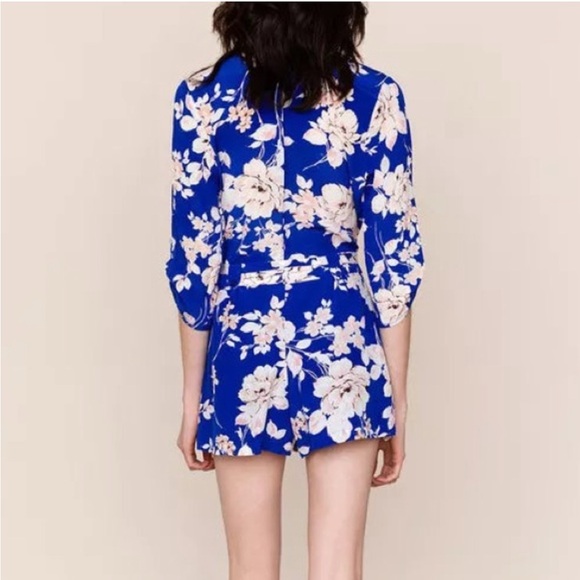 NWT Yumi Kim blue / white / pink silk floral romper - women’s size medium 🌸 - Picture 3 of 9